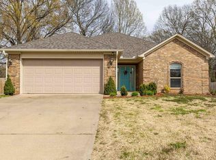 84 Seminole Cir, Austin, AR 72007