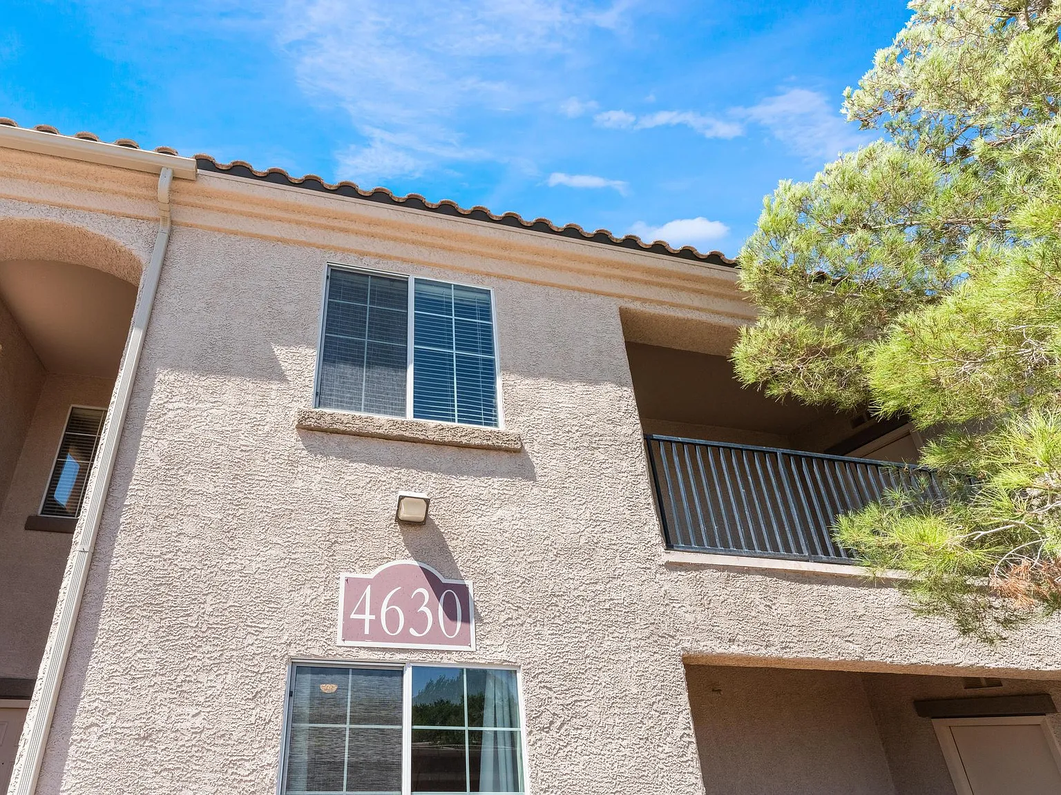 3 bed, 1454 sqft, $1,800 — Photo 3