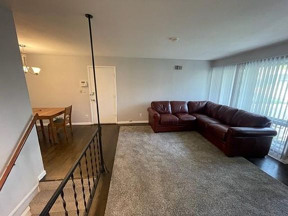 5th image of 4013 E 47th St