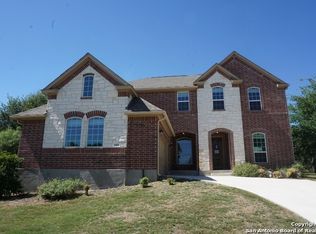 180 Sunrise Hl, Castroville, TX 78009