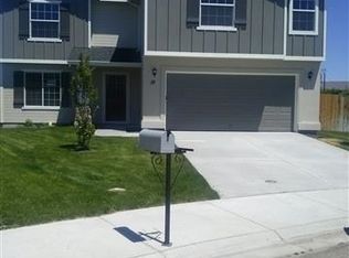 18 S Lemhi Dr, Nampa, ID 83651