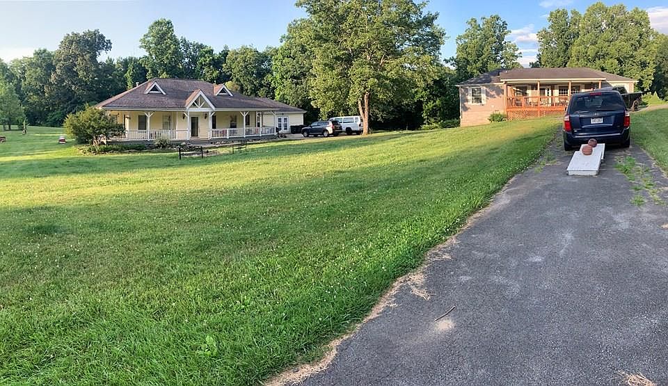 153 Shirley Donnelly Rd, Oak Hill, WV 25901 | MLS #84380 | Zillow