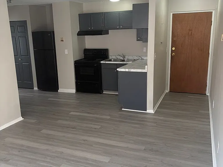 3320 Grand Ave S — Photo 11