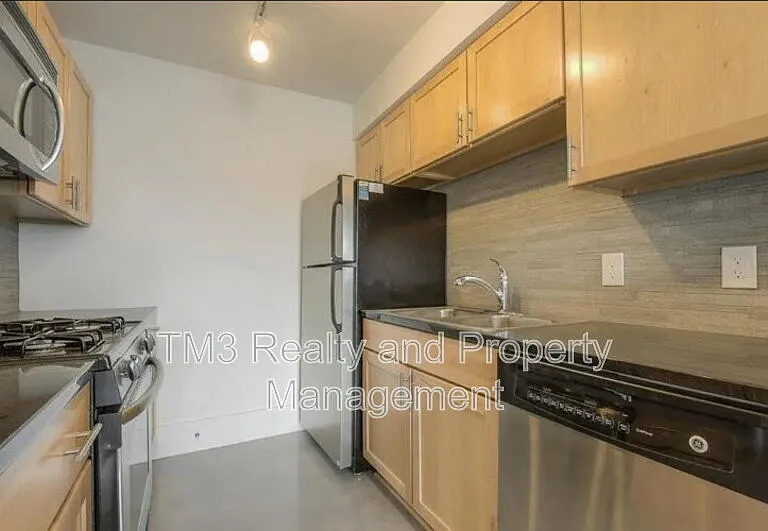 600 E 8th St #TS-Q — Photo 5