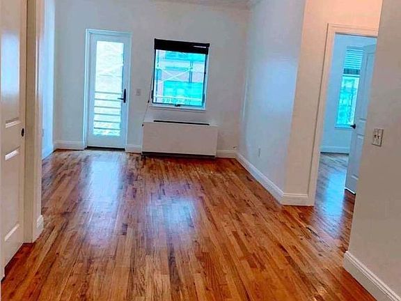 4th image of 14-25 Broadway #5A