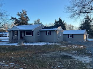 9229 E Patrick Henry Rd, Ashland, VA 23005