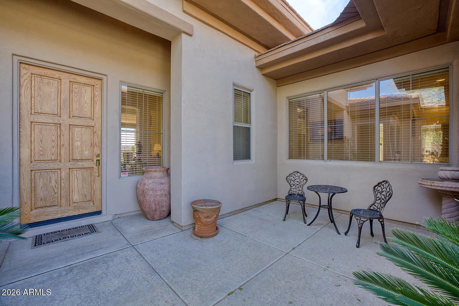 3 bed, 2.5 bath, 2485 sqft, $7,000 — Photo 2