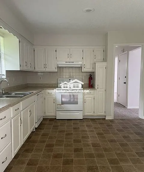5015 Belmeade Rd — Photo 4