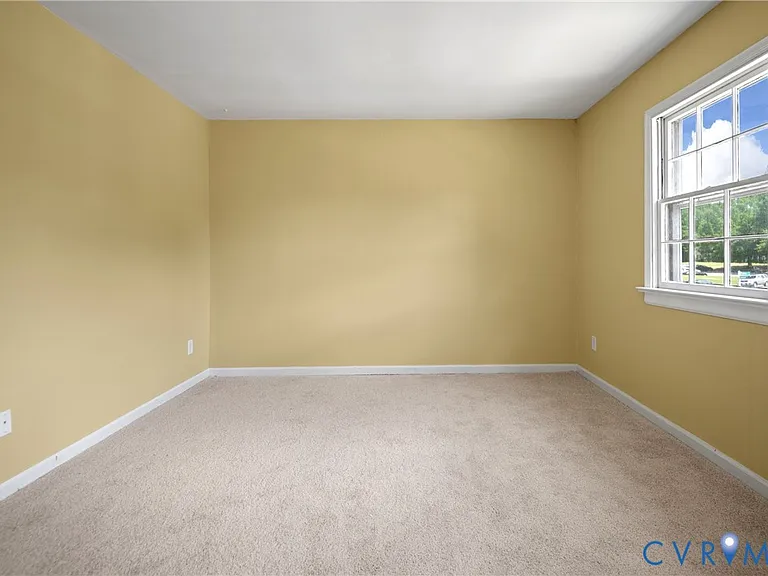 4704 Leadenhall Dr — Photo 29