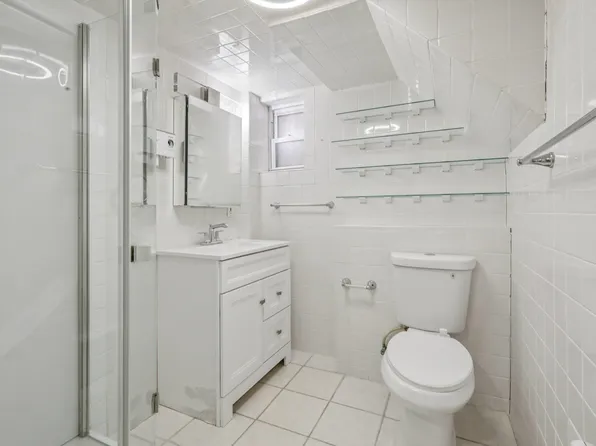 7722 Broadway image 30 of 47