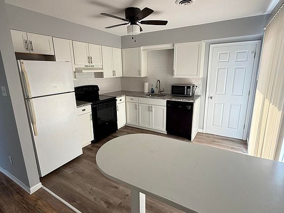 5th image of 439 Risley Rd