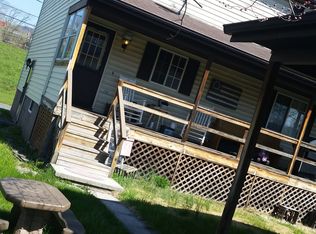 16 Perry St, Ridgeley, WV 26753