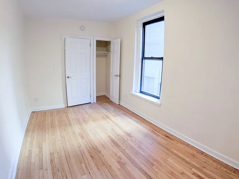 152 E 84th St #2I — Photo 7