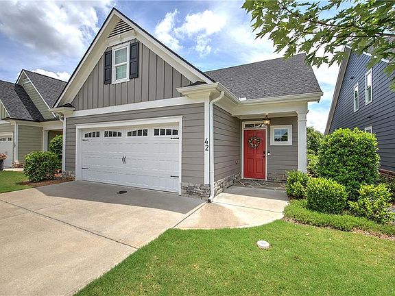 2nd image of 42 Encore Ln