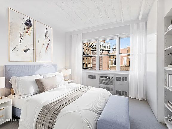 4th image of 1068 Lexington Ave #15C