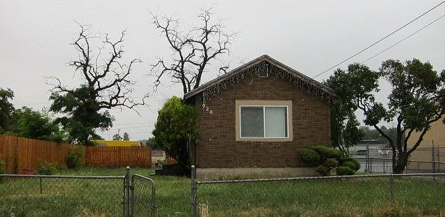 1st image of 920 Burns St