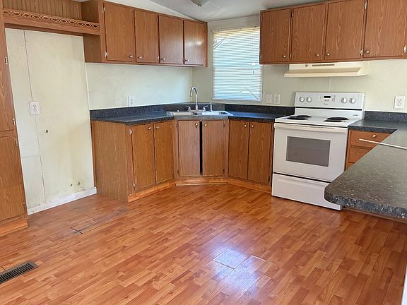 4th image of 4864 E Golden Cir