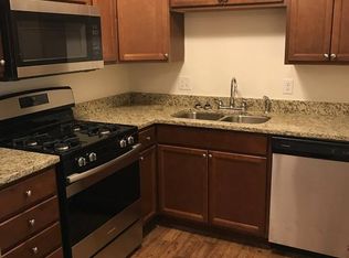 500 Greenbriar Dr APT 2SE, Normal, IL