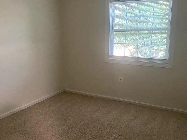 10175 Irongate Way — Photo 26