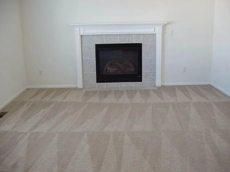4770 S Lisbon Way — Photo 3