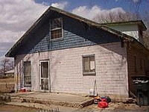 2nd image of 705 Garnet Ave