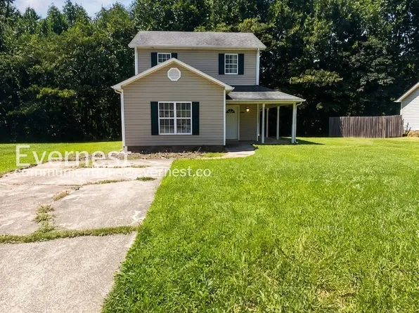 4340 Wakeman Dr, Winston Salem, NC 27105