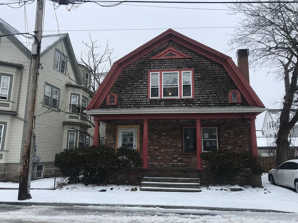 1st image of 472 Cottage St