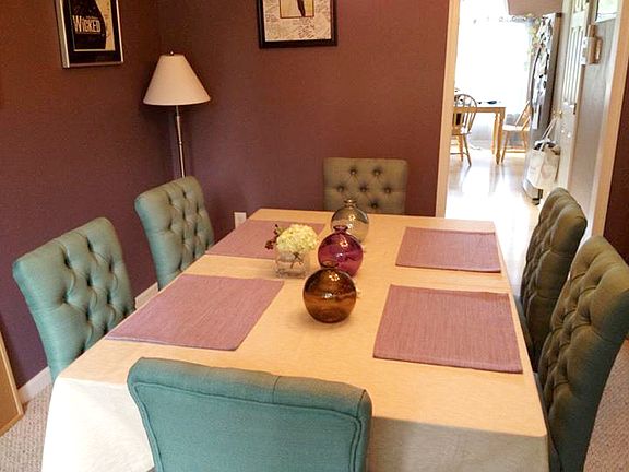 Dinning room with Bay Window