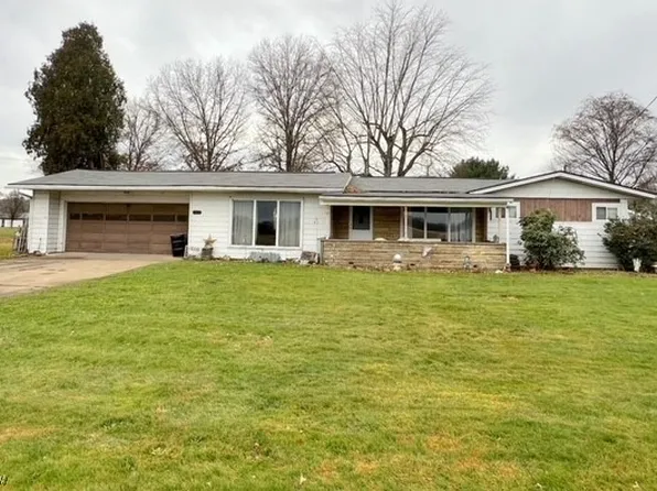 574 Lock Seventeen Rd SE, Gnadenhutten, OH 44629