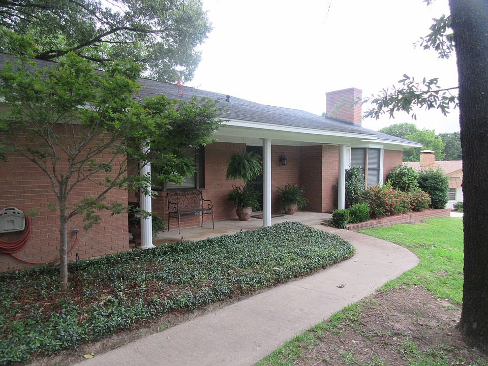 1st image of 132 Hideaway Ln E