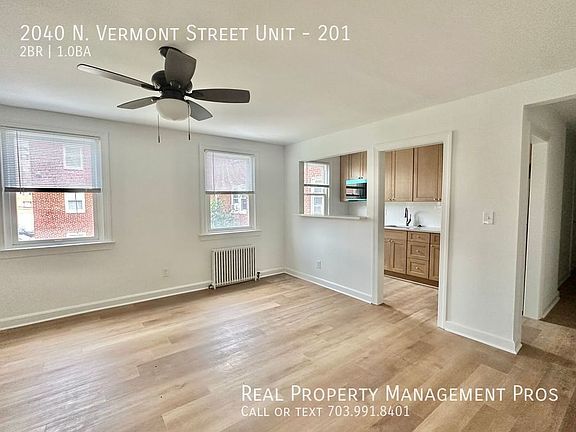 2nd image of 2040 N Vermont St APT 201