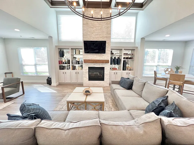 Brook View Apartments — Photo 6