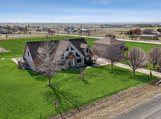 12240 Wellington Rd, Ponder, TX 76259