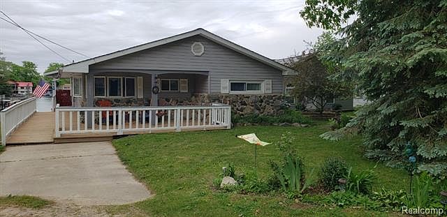 1st image of 9801 N Lake Point Dr