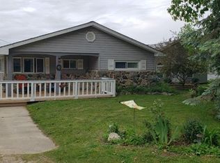 9801 N Lake Point Dr, Otter Lake, MI 48464