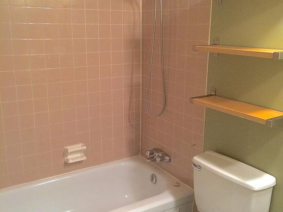 5th image of 2315 119th St NW #210