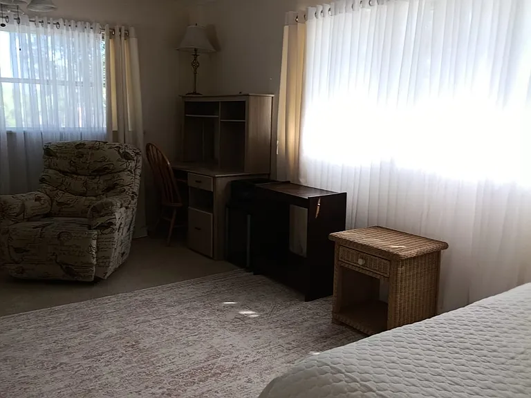 215 Zephyr Rd — Photo 23