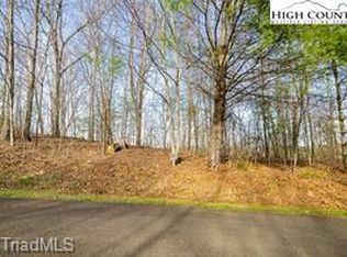 38 Autumn Run, West Jefferson, NC 28694