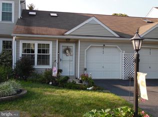 6164 Spring Knoll Dr, Harrisburg, PA 17111