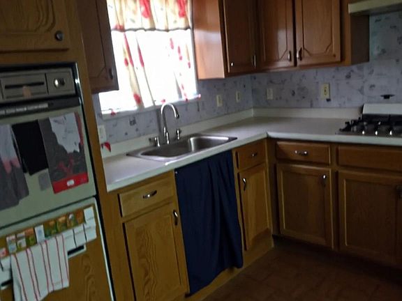5th image of 1305 2nd St