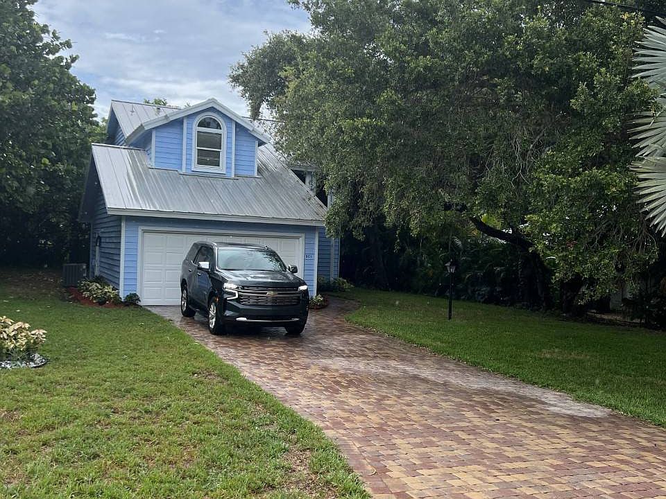 1st image of 901 Tropic Dr