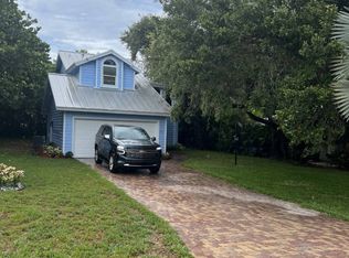 901 Tropic Dr, Vero Beach, FL 32963