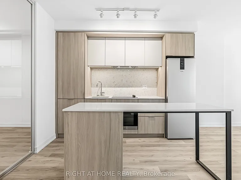 395 Square One Dr #413 — Photo 5