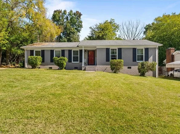 2507 Dumfries Rd, Greensboro, NC 27407