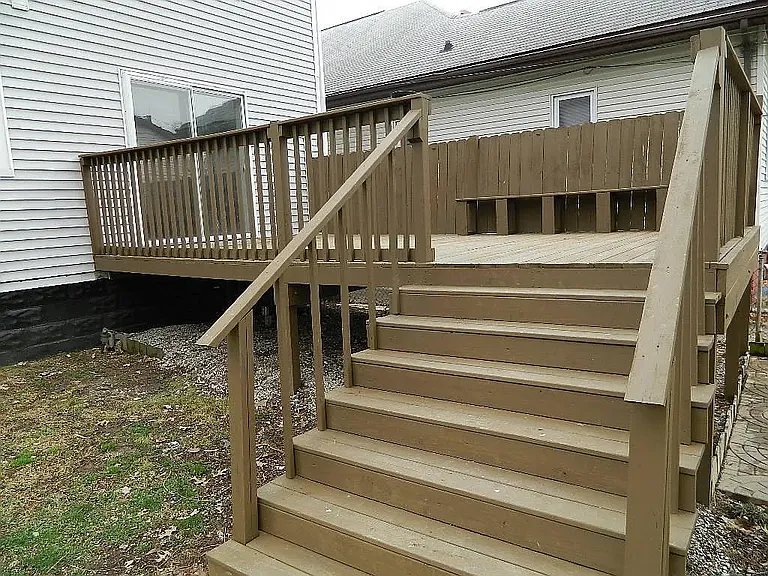115 E Riverside Dr — Photo 6