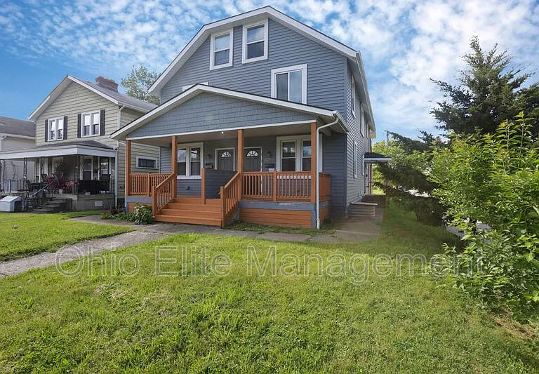 2023 Sullivant Ave — Photo 3