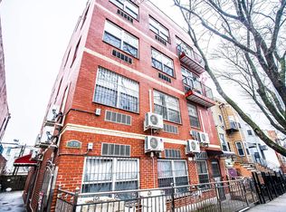 238 56th St APT 3F, Brooklyn, NY 11220