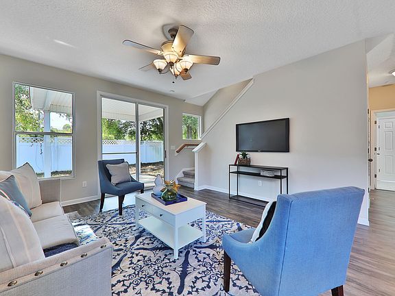 5th image of 11064 Campus Heights Ln