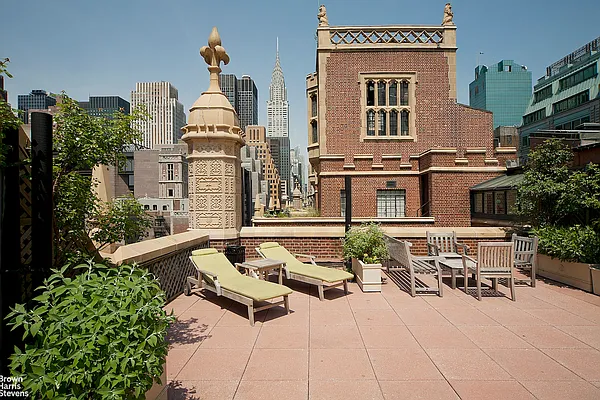 Rented by Brown Harris Stevens | media 15