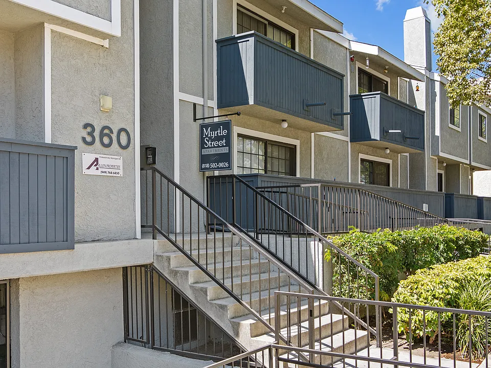 Myrtle Street Apartments